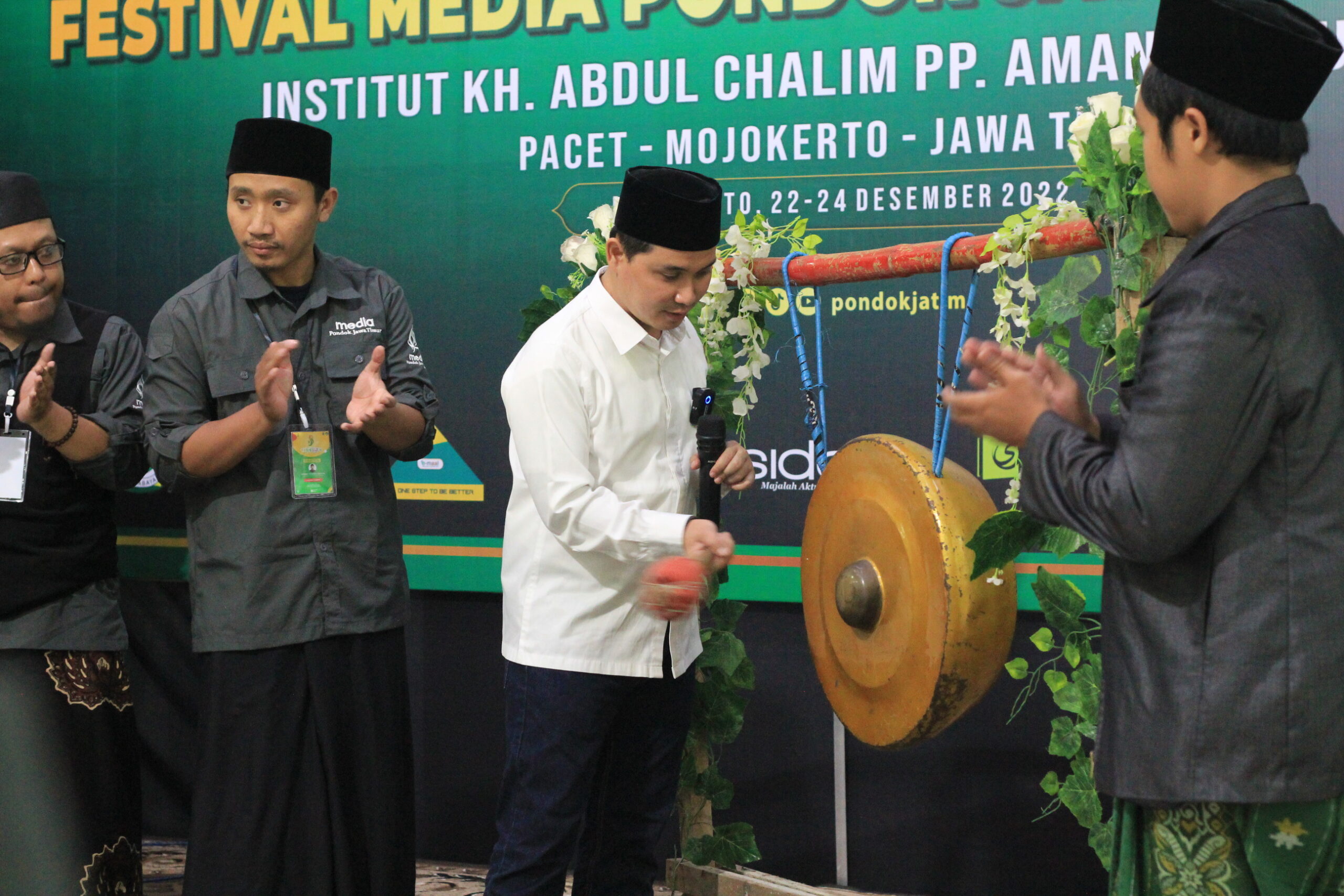 Dibuka Gus Barra, MPJ FEST 22 Ajang Silaturahmi Santri Media Se-Jawa Timur Siap Menggelora